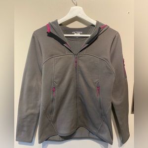 Women Arc’teryx Fortrez jacket
